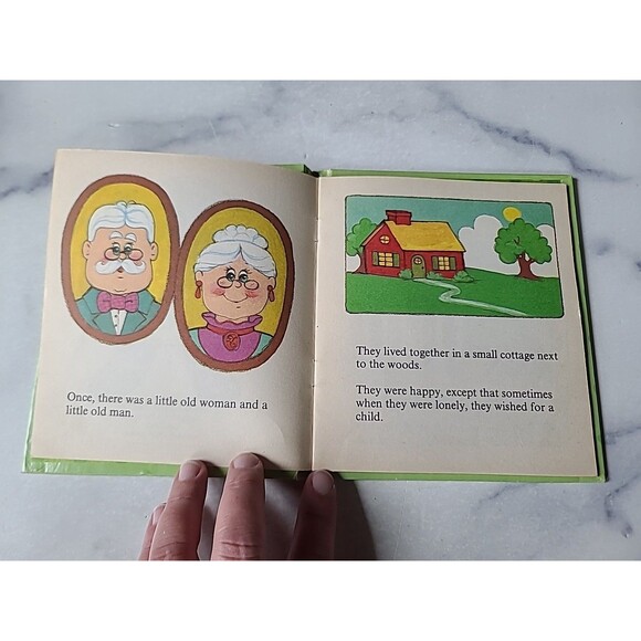 The Gingerbread Boy My Favorite Fairy Tale - Picture 4 of 10